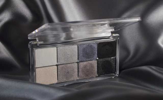 Feel the thunder - Essence All About Greys Eyeshadow Palette фото