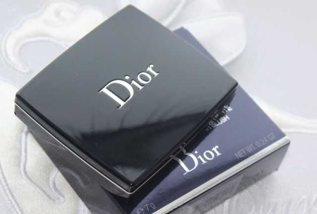Dior Diorblush Glowing Gardens Vibrant Colour Powder Blush  фото