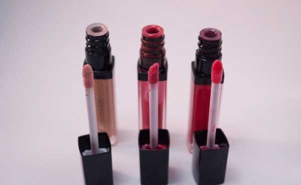 Artistry® Lip Gloss – Full Coverage в тонах Raspberry Sparkle, Nectar, Golden Blush фото