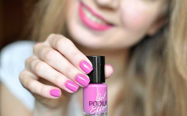 Чудесный дуэт: лак для ногтей Podium Gel Effect №124 и Карандаш-блеск для губ Smart Girl от Belor Design фото