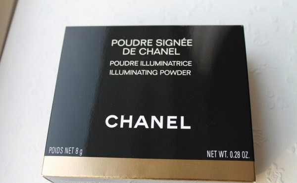 Стар-продукт весенней коллекции Шанель(Chanel Spring 2013 Precieux Printemps de Chanel Collection) - пудра-хайлайтер Highlighting Face Powder Signee de Chanel фото