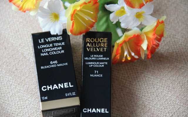 Бежевая нежность на каждый день с весенней коллекцией от Chanel: помада в оттенке 71 Nuance и лак для ногтей в оттенке 646 Bleached Mauve фото