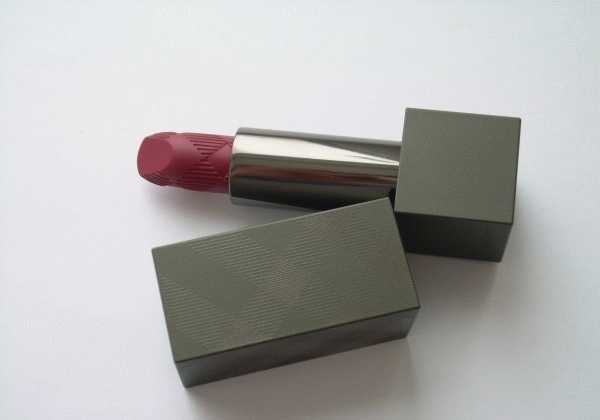 Burberry Lip Velvet Long-Wearing Lipstick  фото
