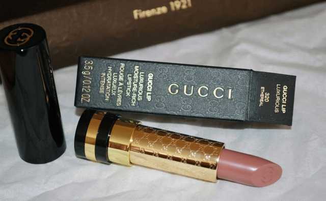 Интеллигентная и эфирная Gucci Luxurious Moisture-rich Lipstick # 320 Ethereal фото