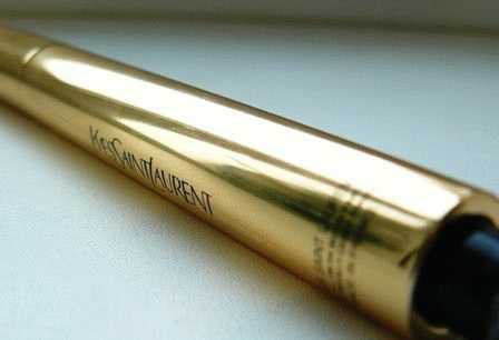 YSL Touche Eclat Radiant Touch  фото