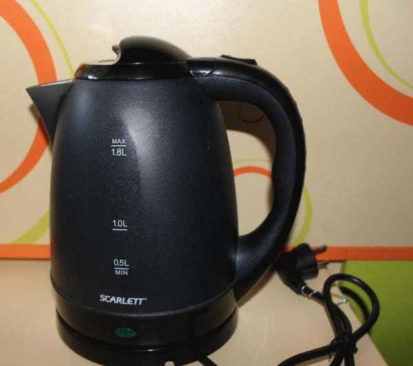 Электрический чайник Scarlett SC-229 фото