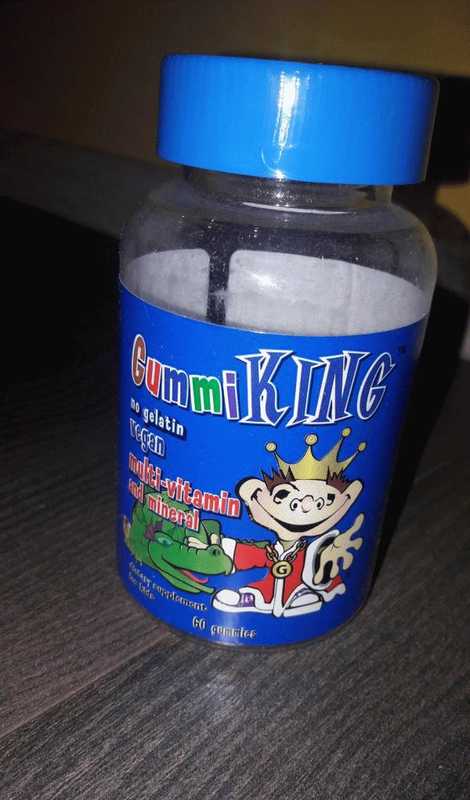 Витамины и минералы для детей Gummi King фото