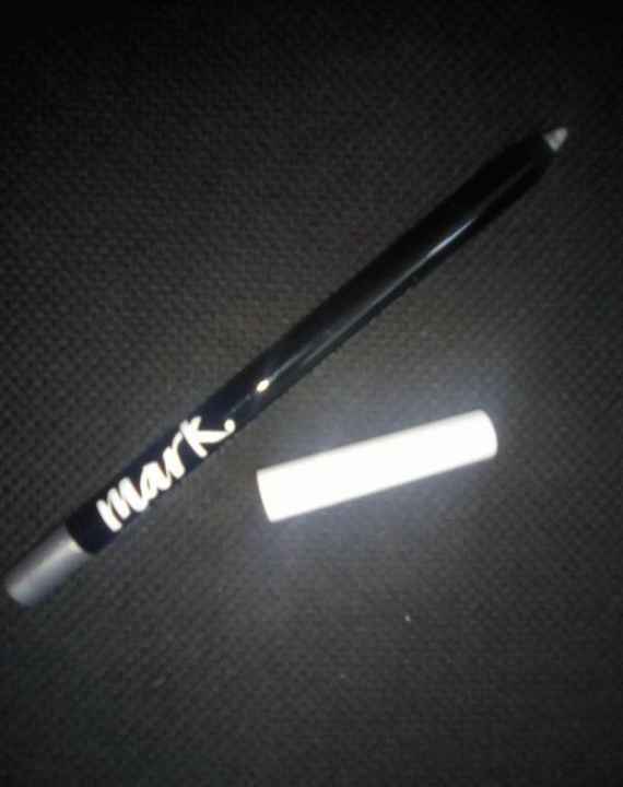 Гелевый карандаш для глаз Avon Mark Точность цвета фото