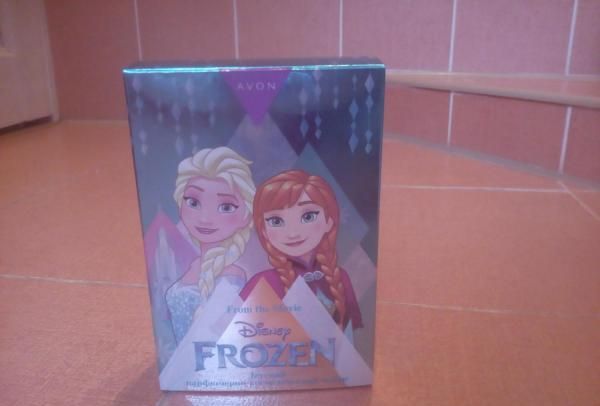 Детский парфюмерно-косметический набор AVON From the Movie Disney Frozen фото