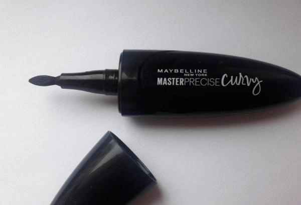 Подводка-фломастер Maybelline New York master precise curvy liquid liner фото