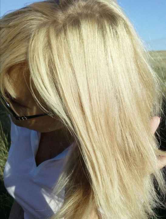 Стойкая крем-краска для волос Palette BW10 Пудровый блонд фото