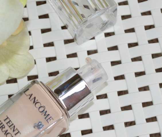 Lancome Teint Miracle Natural Light Creator Bare Skin Perfection SPF 15  фото