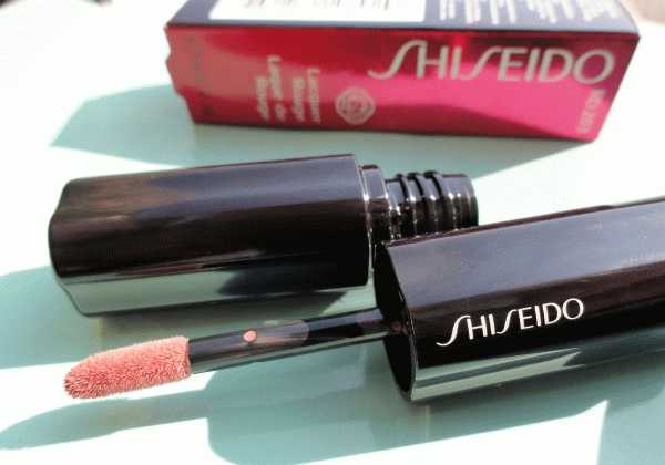 Shiseido Lacquer Rouge                  