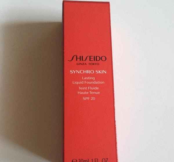 Тональный крем Shiseido Synchro Skin Lasting Liquid Foundation фото