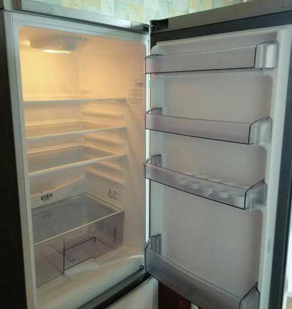 Холодильник BEKO CSMV528021S фото