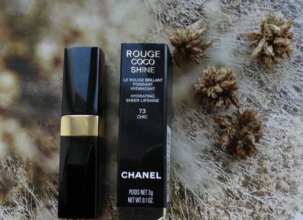 В коричневом цвете: помада от Chanel и карандаш для глаз от Clarins фото