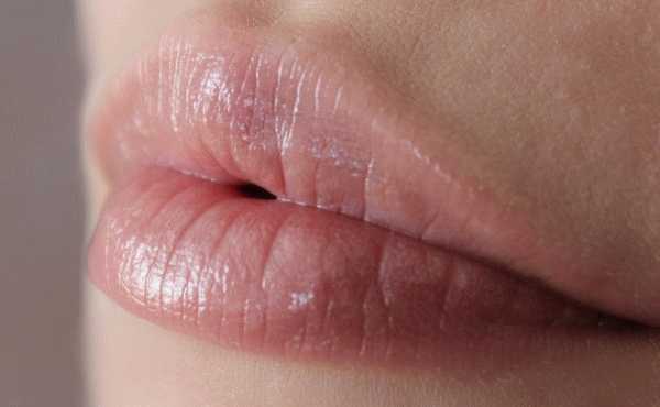 Блеск для губ Inglot Sleeks Cream Lip Paint в оттенках № 92 и № 96 фото