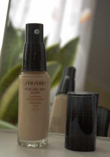 Shiseido Synchro Skin Lasting Liquid Foundation Teint Fluide SPF 20  фото