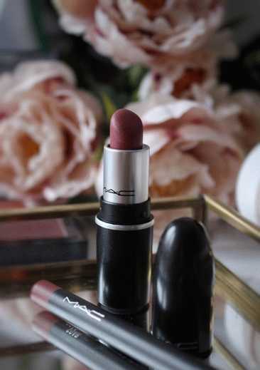 Губная помада МАС Mini Traditional Lipstick в оттенке Mehr и Карандаш для губ МАС Lip Pencil в оттенке Soar фото