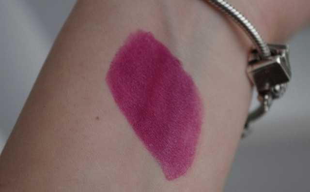 Gosh Velvet Touch Lipstick  фото