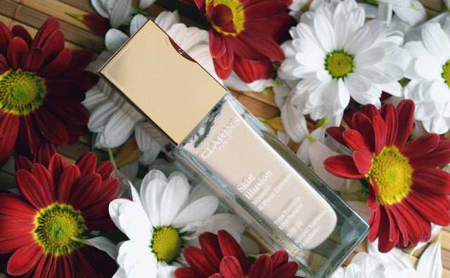 Clarins Skin Illusion Mineral & Plant Extracts SPF 10  фото