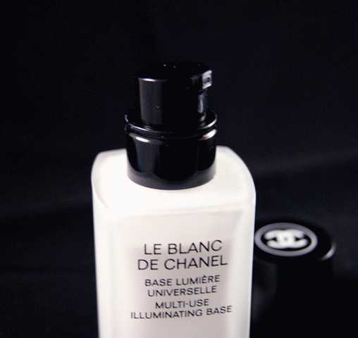 Chanel Le Blanc De Chanel Sheer Illuminating Base  фото
