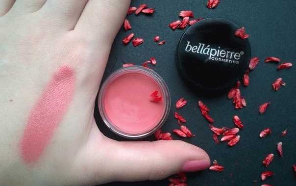 На встречу к весне с бальзамом для макияжа губ и щек в оттенке Coral от Bellapierre Cosmetics фото