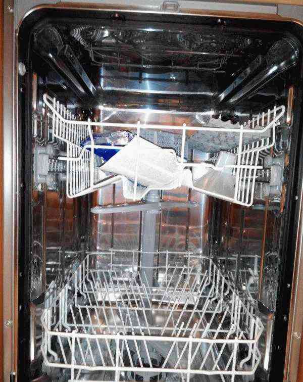 Встраиваемая посудомоечная машина Hotpoint Ariston LST 11477 фото