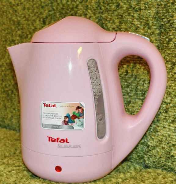 Электрический чайник Tefal Vitesse BF26 фото