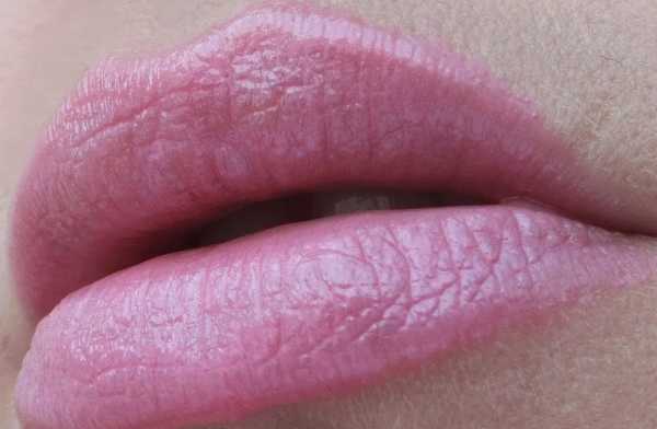 Revlon ColorBurst Lip Butter  фото