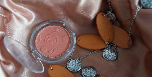 Essence Silky Touch Blush               