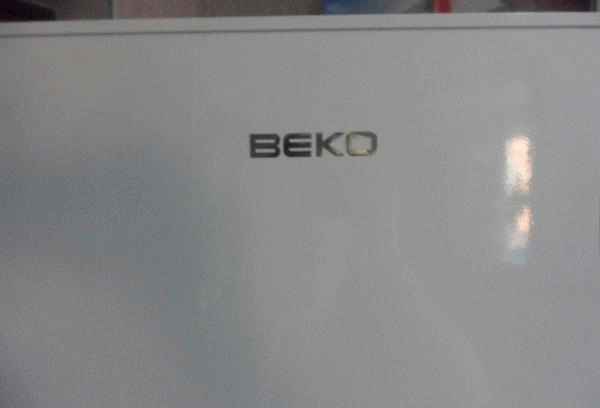 Холодильник BEKO CS 325000 фото