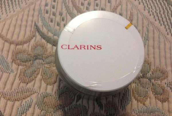 Дневной крем Clarins Multi-Active против первых морщин для любого типа кожи фото