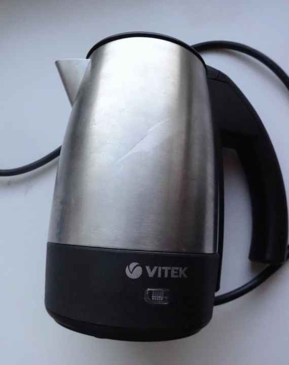 Электрический чайник Vitek VT-1154 фото