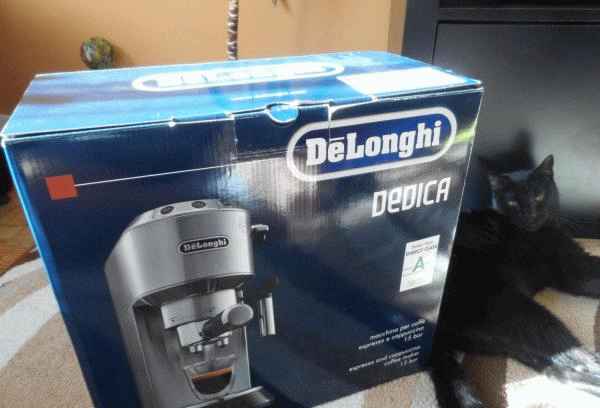 Кофеварка эспрессо Delonghi EC 680 M фото