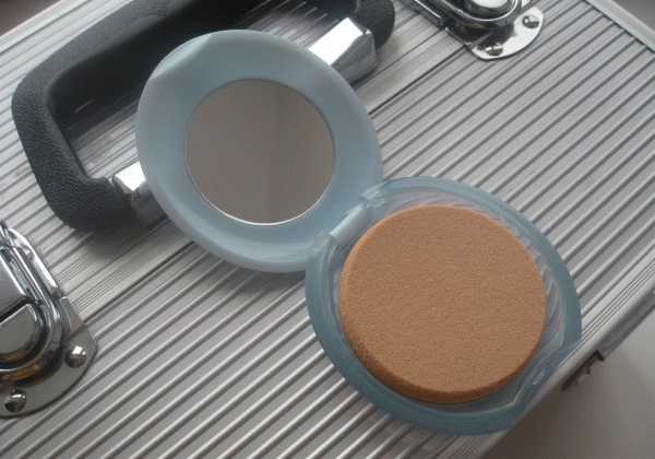 Shiseido Pureness Matifying Compact Foundation Oil Free SPF 15  фото