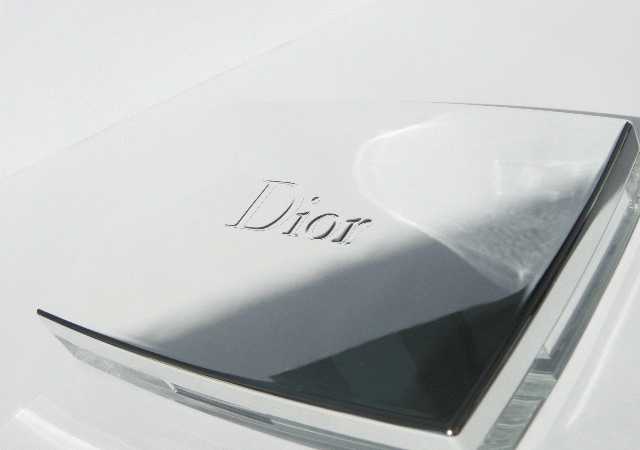 Dior Eye Reviver Backstage Pros Illuminating Neutrals Eye Palette  фото