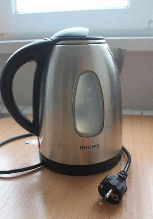 Электрический чайник Philips HD 4665 фото