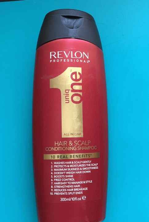 Шампунь-бальзам для волос Revlon Uniq One фото