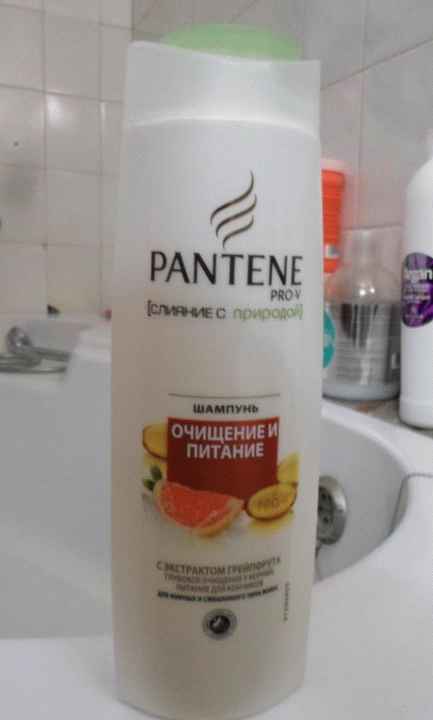 Шампунь для волос Pantene Pro-V Очищение и питание для жирных и смешанного типа волос фото