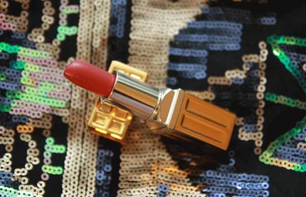 Elizabeth Arden Beautiful Color Moisturizing Lipstick  фото