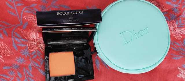 Dior Rouge Blush Couture Colour Long-Wear Powder Blush  фото