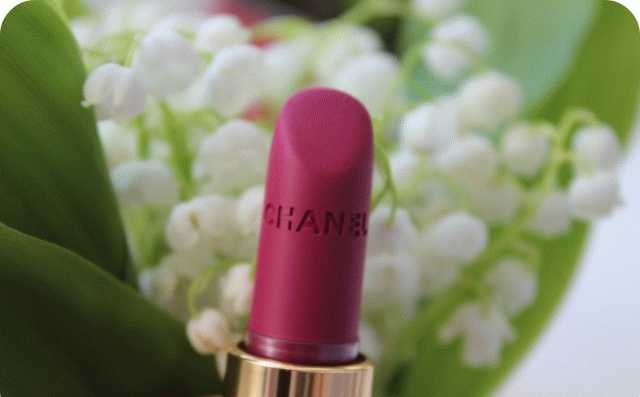 Chanel Rouge Allure Velvet Luminous
