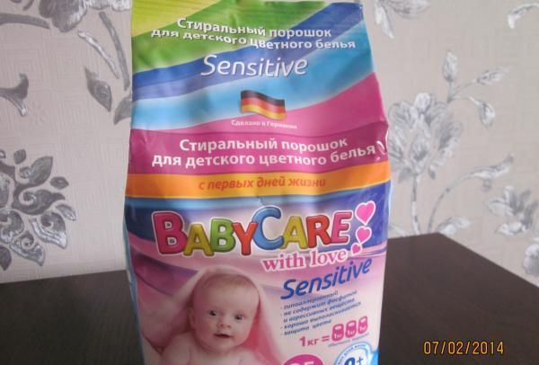 Стиральный порошок для детского цветного белья Baby Care sensitive фото