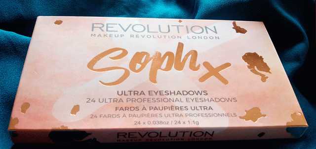 Makeup revolution Soph X eyeshadow