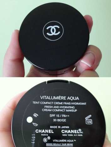 Chanel Vitalumiere Aqua Fresh And Hydrating Cream Compact Makeup SPF 15  фото