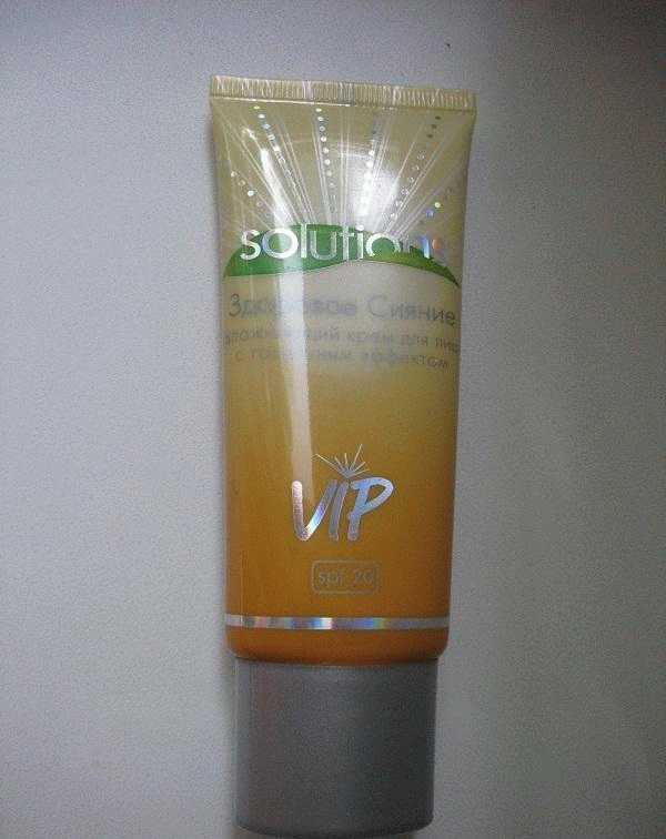 Увлажняющий крем для лица Avon Solutions с тональным эффектом Здоровое сияние SPF 20 фото