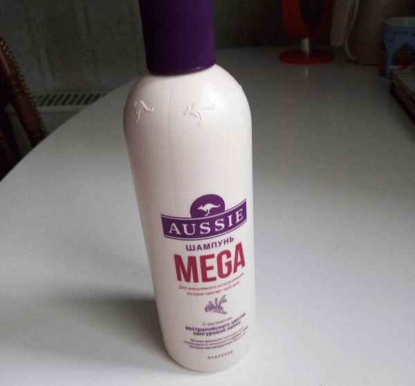 Шампунь Aussie Mega для ежедневного мытья волос фото