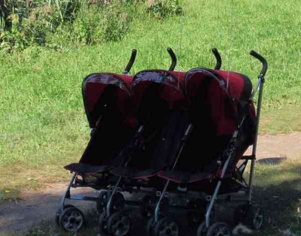 Прогулочная коляска-трость для тройни Kids Kargo фото