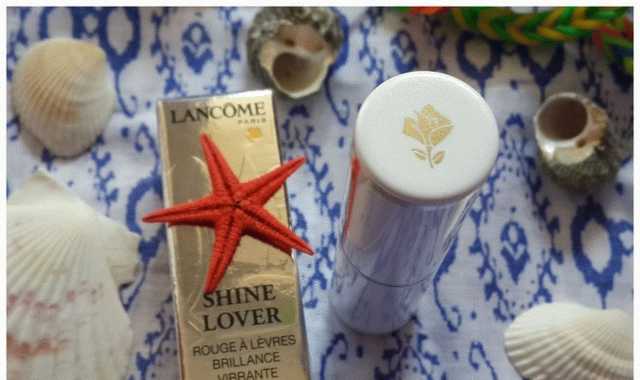 Lancome Shine Lover Vibrant Shine Lipstick 8H Moisture  фото